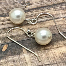 Load image into Gallery viewer, One Single Pearl Earrings
