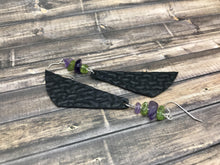 Cargar imagen en el visor de la galería, Angled Bar Earrings with Amethyst and Peridot Gemstones
