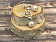 Load image into Gallery viewer, Pearl Earrings for Bride
