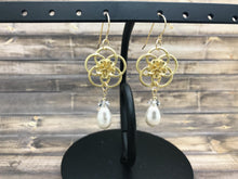 Load image into Gallery viewer, Handmade Pearl Earrings for Wedding
