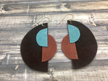 Lade das Bild in den Galerie-Viewer, minimalist earrings for women
