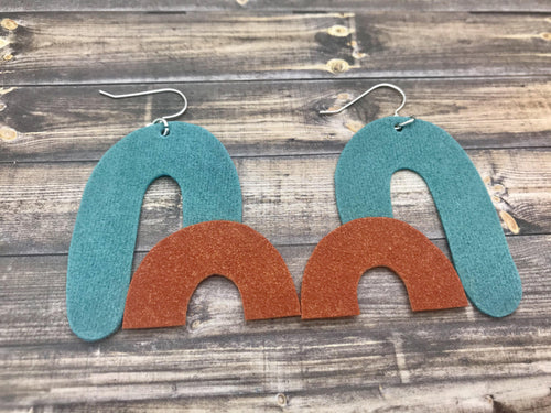 Arch Earrings