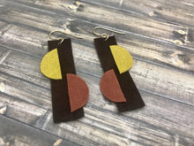 Cargar imagen en el visor de la galería, Color Block Bar Earrings
