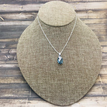 Load image into Gallery viewer, Swarovski Pendant Necklace with Silver Chain
