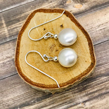 Load image into Gallery viewer, Minimalist Bridal Earrings with Pearl and Silver
