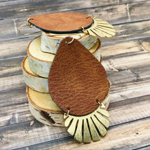 Cargar imagen en el visor de la galería, Statement Leather and Brass Earrings for Women
