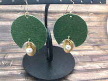 Lade das Bild in den Galerie-Viewer, Cute Festival Earrings
