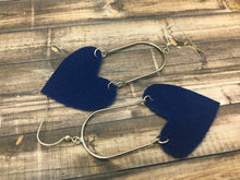 Cargar imagen en el visor de la galería, Unique Boho Suede Heart Earrings
