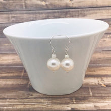 Load image into Gallery viewer, Drop Pearl Earrings for everyday use
